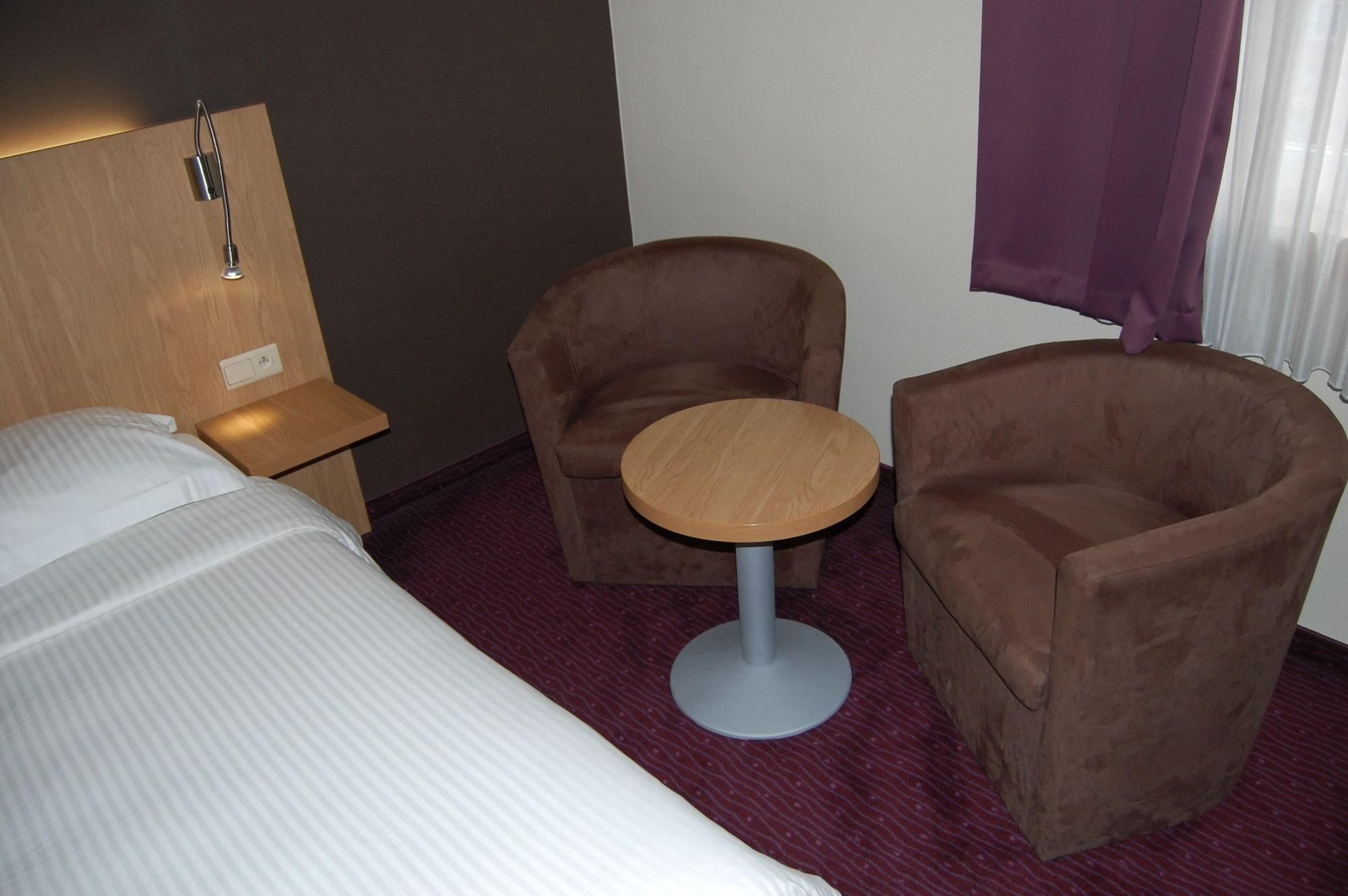 Jill Hotel Brussels Saint-Gilles Exterior photo